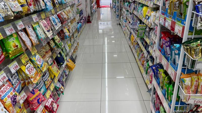 店内 滑り止め施工 ドラッグストア
