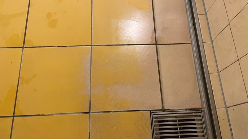 浴室の滑り止めに凹凸シール・防滑シートは有効？